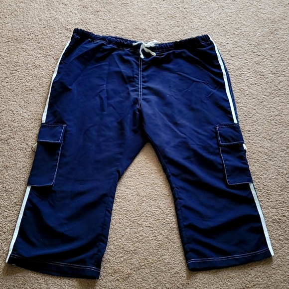 Navy Blue Capris XXL. - Picture 1 of 7
